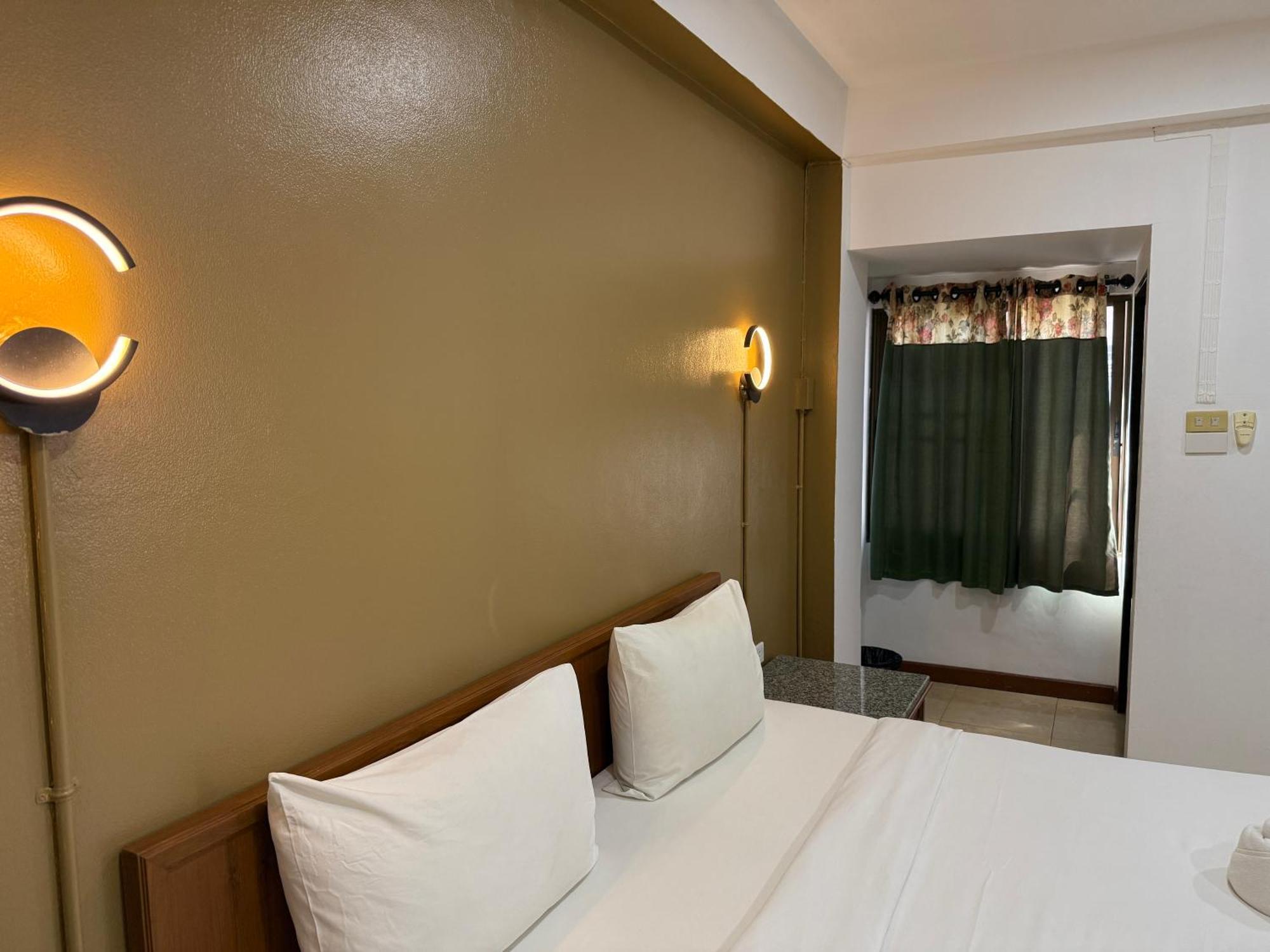 Hua Lin Inn Chiang Mai Extérieur photo