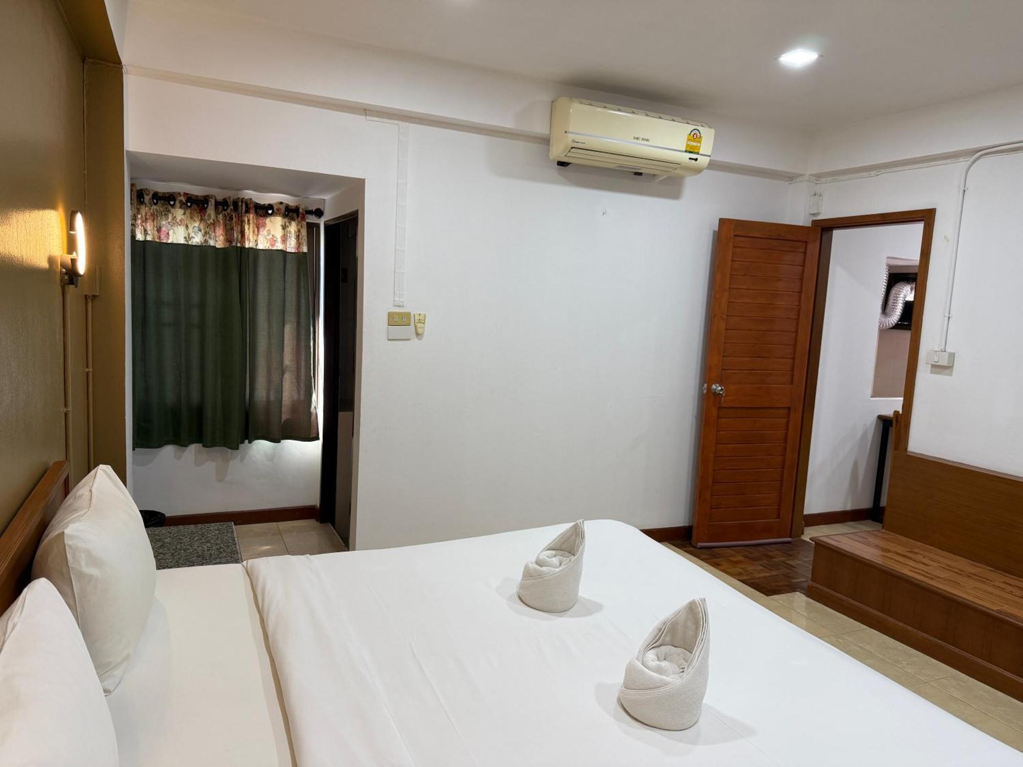 Hua Lin Inn Chiang Mai Extérieur photo